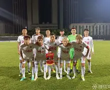 国内足球联赛吸引众多球迷观看,场面火爆的原因