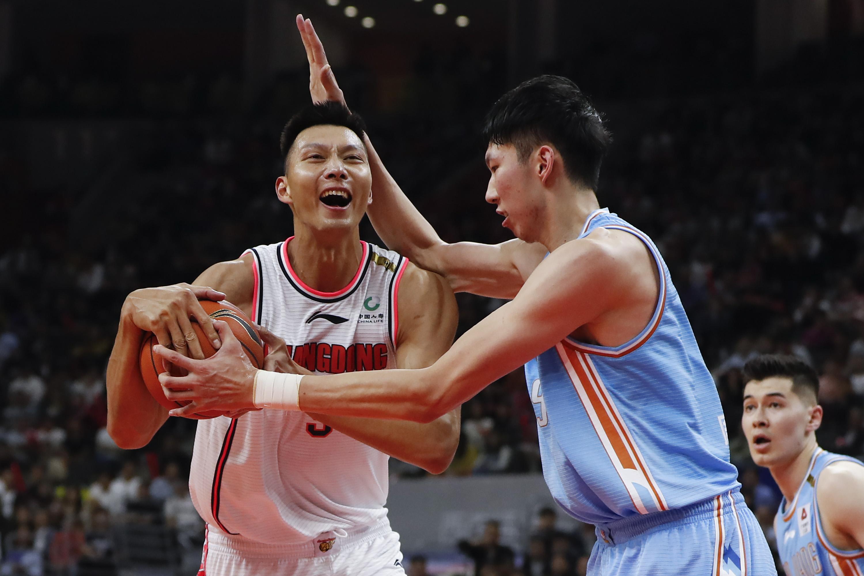顶级娱乐-关于东南亚外援表现抢眼，广东队取得了一场关键胜利的信息